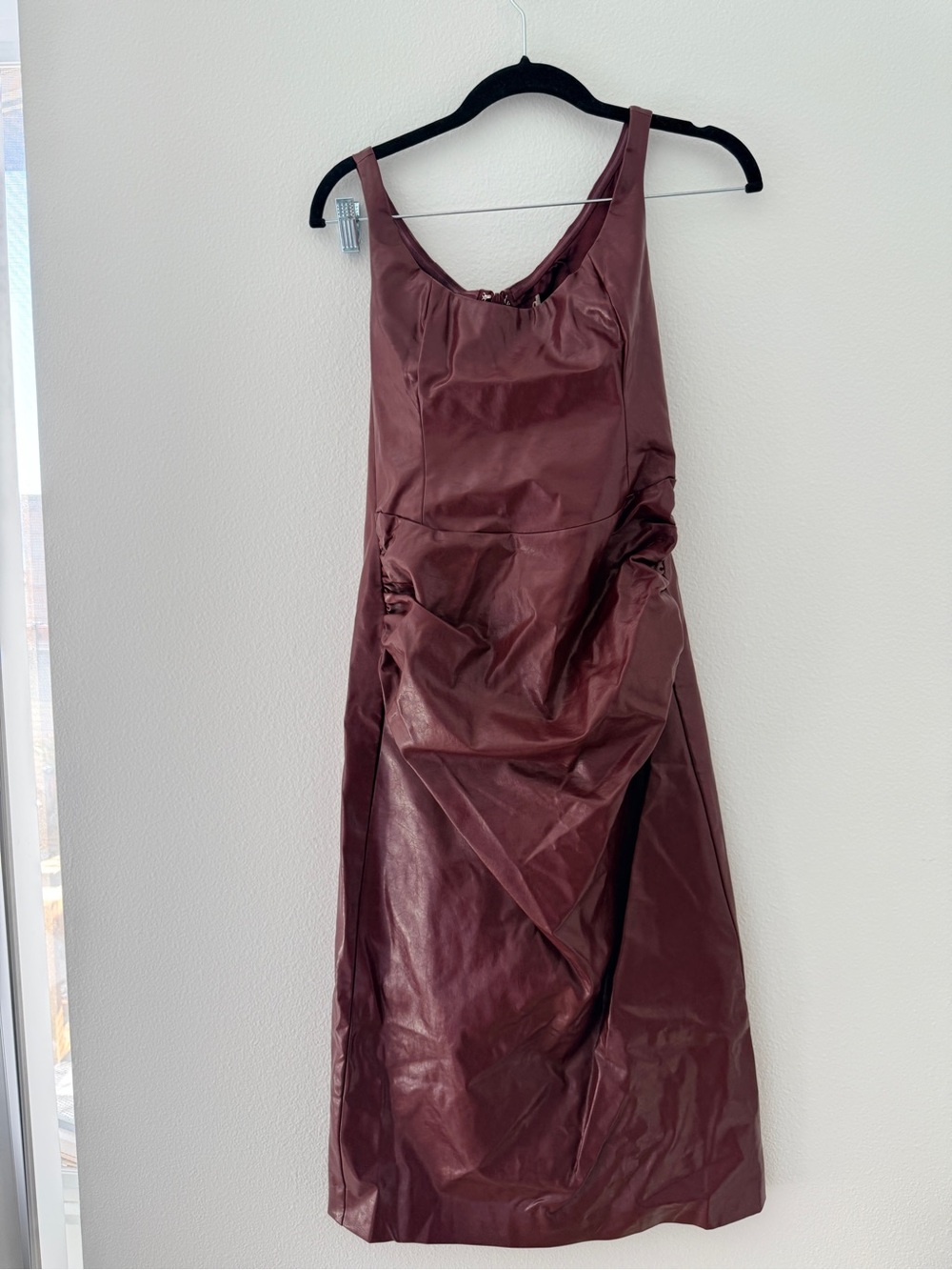 Meshki Sleeveless Burgundy Midi Dress Size S